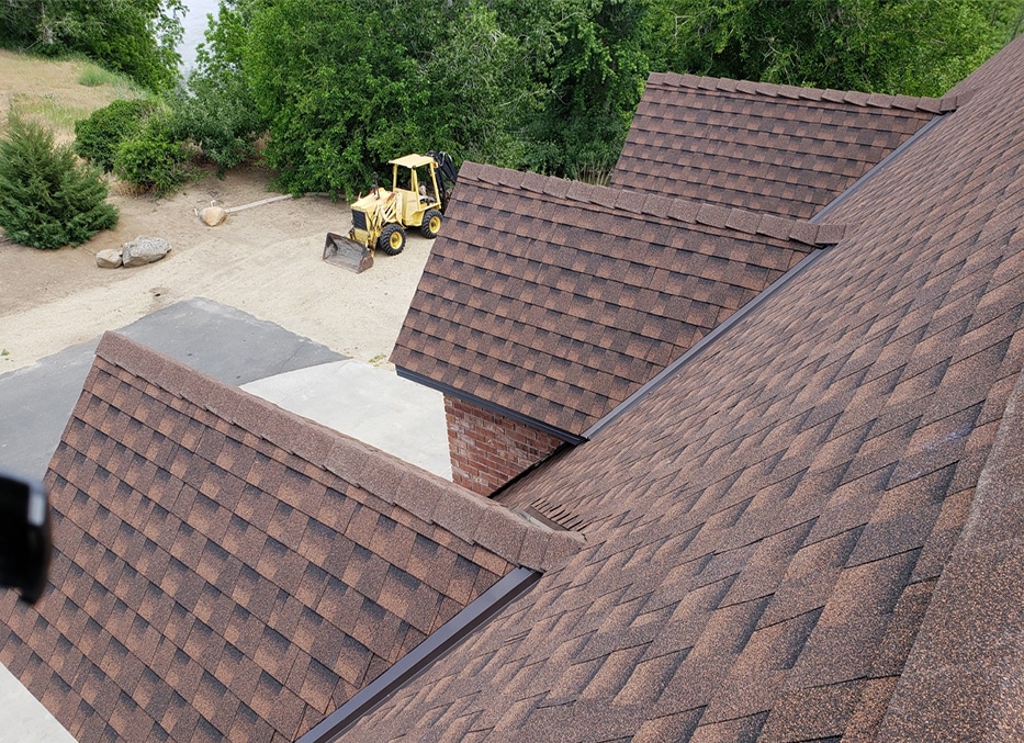 Monroys Roofing Exteriors